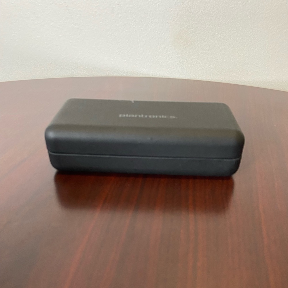 Plantronics 86006-01 hard carry on travel case black